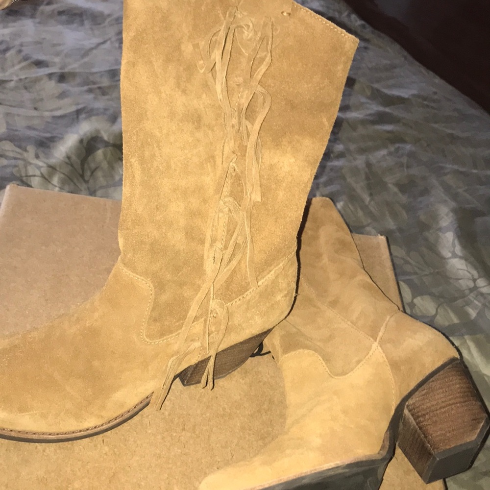 Tan suede Matisse boots size 9. New in box.